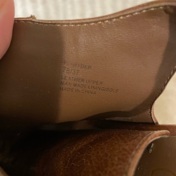 BCBG peep toe sling backs❤️ - Picture 5 of 6